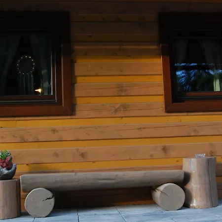 Snezienka بيت خشبي *