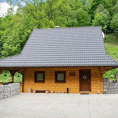 Snezienka بيت خشبي *