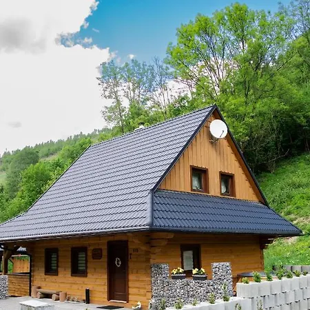 بيت خشبي Snezienka