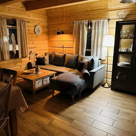 بيت خشبي Snezienka